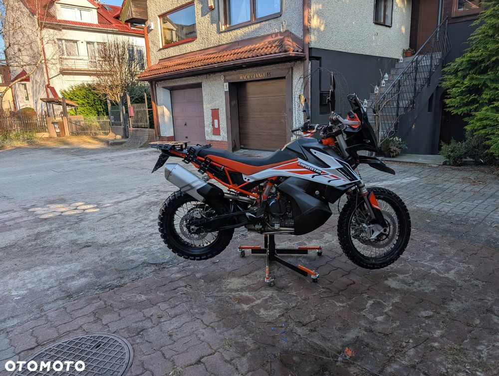 KTM Adventure - 10