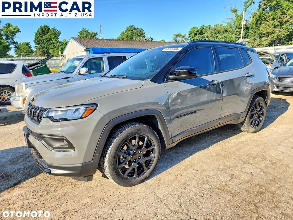Jeep Compass - 2