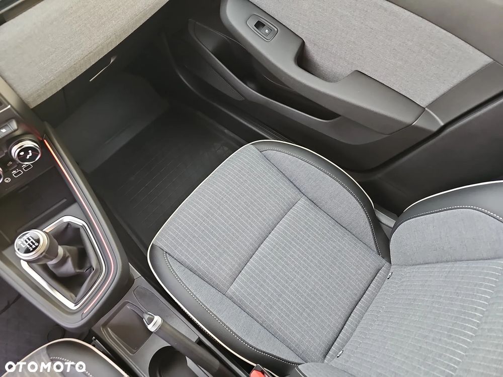 Renault Clio TCe 90 TECHNO - 27