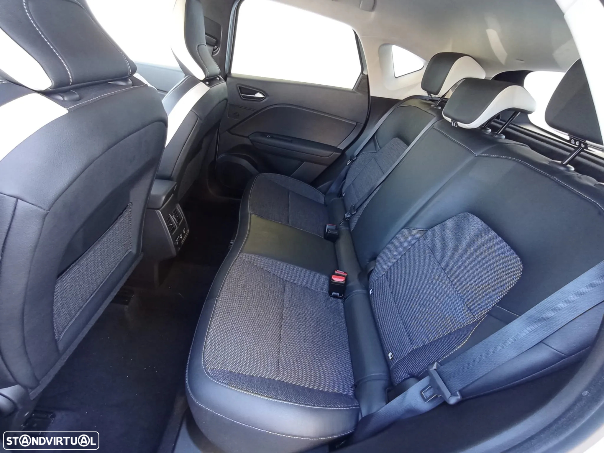 Renault Captur 1.5 dCi Exclusive - 10
