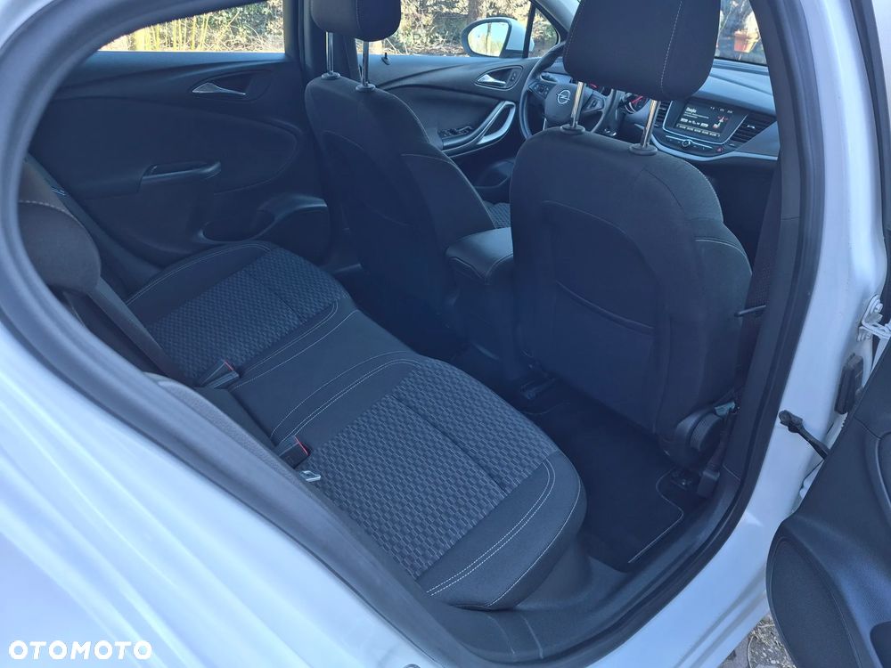 Opel Astra 1.6 D (CDTI) Edition - 10