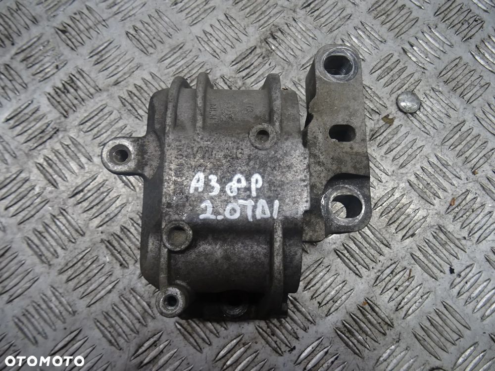 AUDI A3 8P 03-07 2.0 TDI ŁAPA PODUSZKA SILNIKA 1K0199262 - 1
