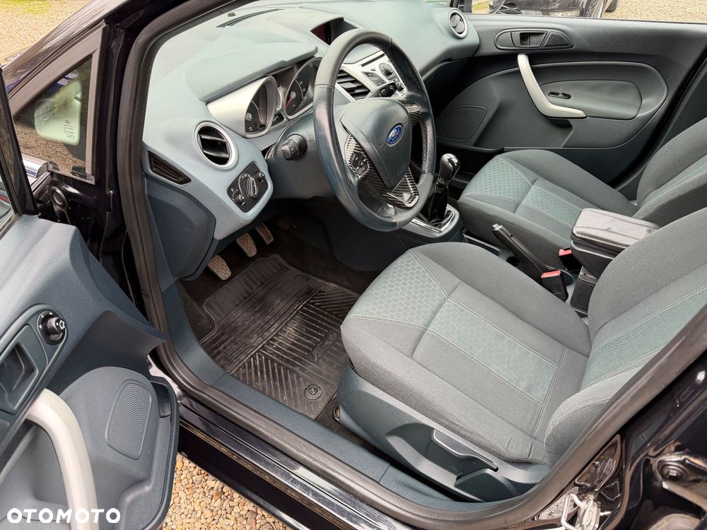 Ford Fiesta 1.25 Titanium - 12