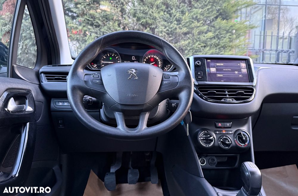 Peugeot 208 PureTech 110 Stop & Start Allure - 14