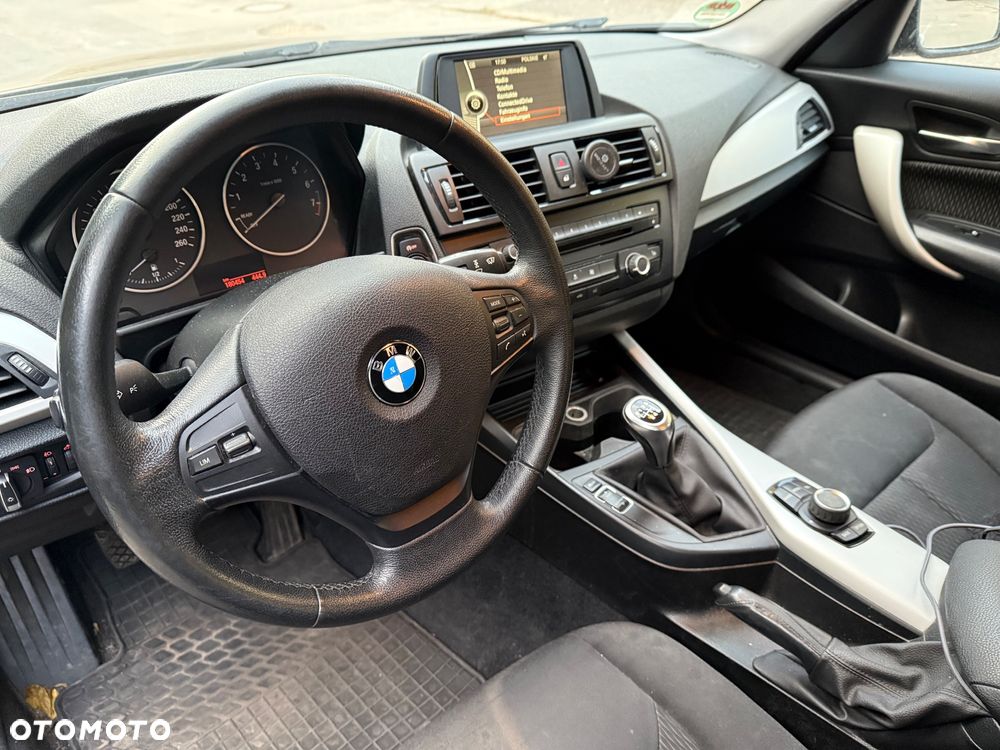BMW Seria 1 116i - 9