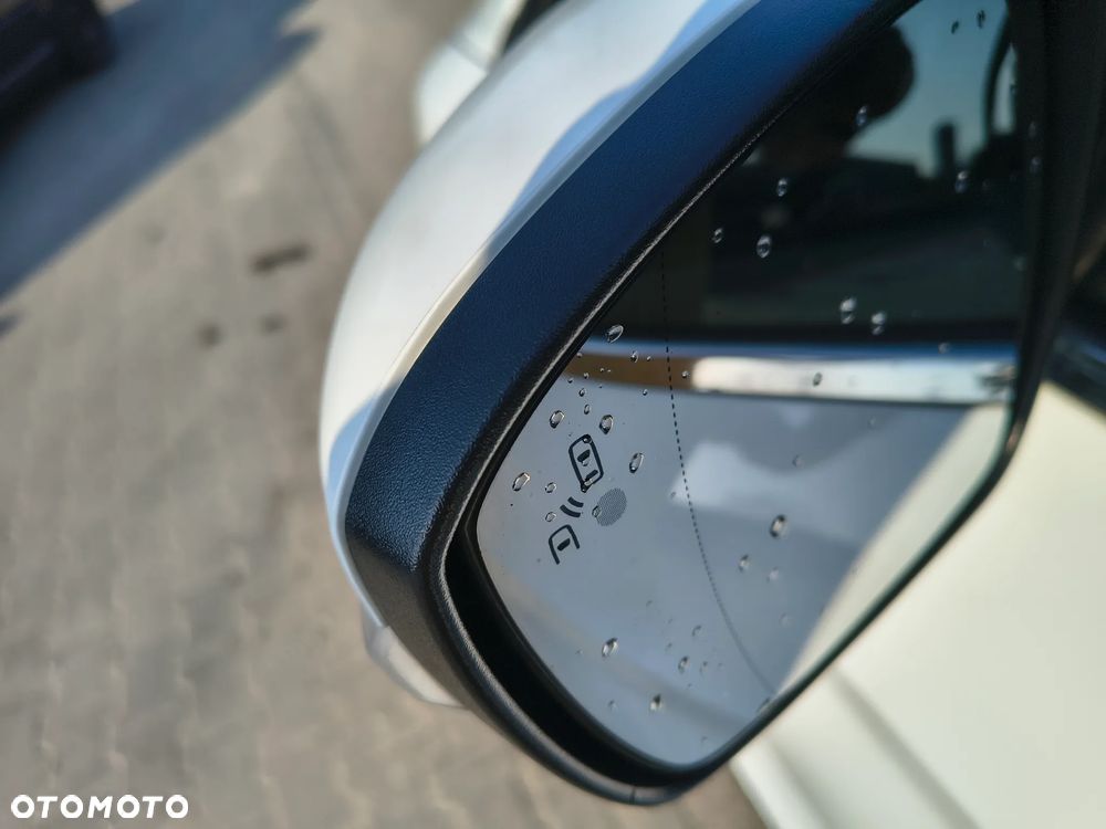 Ford S-Max - 13