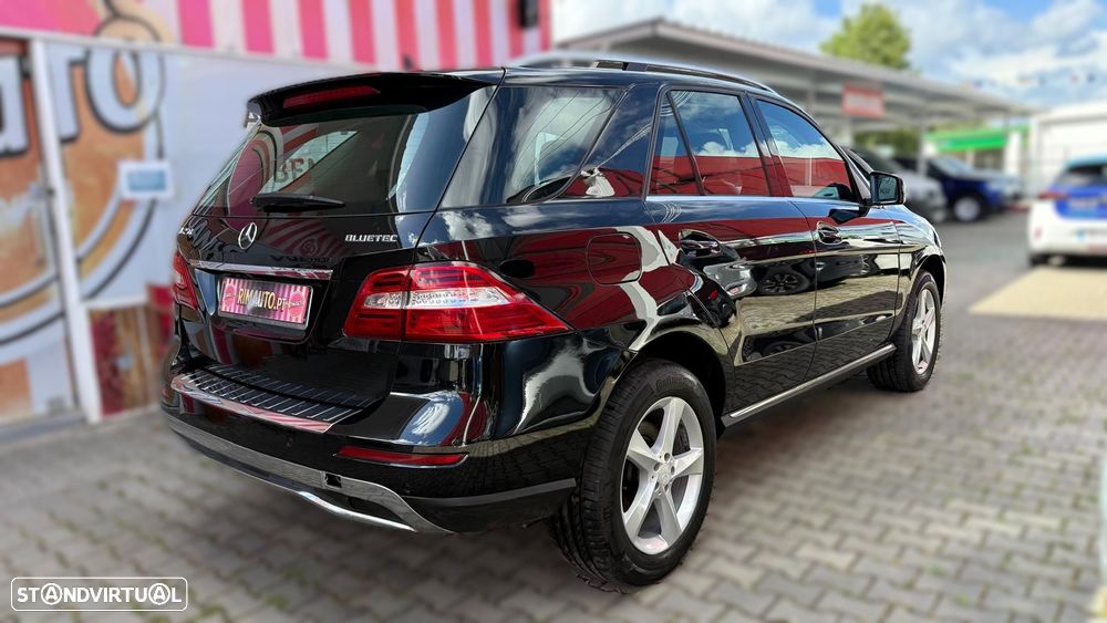 Mercedes-Benz ML 250 BlueTEC - 12