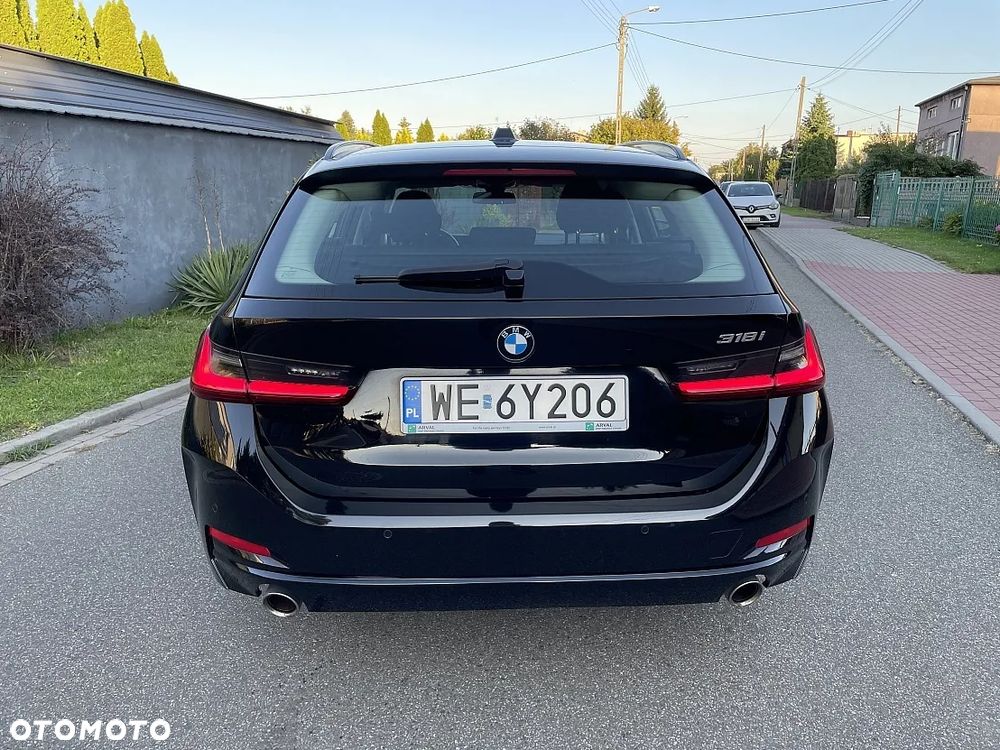 BMW Seria 3 318i Sport Line - 5
