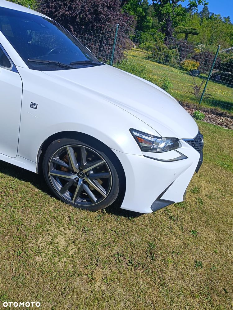 Lexus GS - 2
