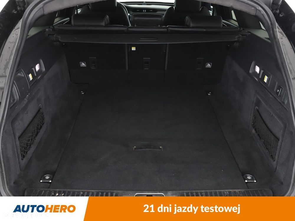 Jaguar XF 2.0 i4D R-Sport - 17