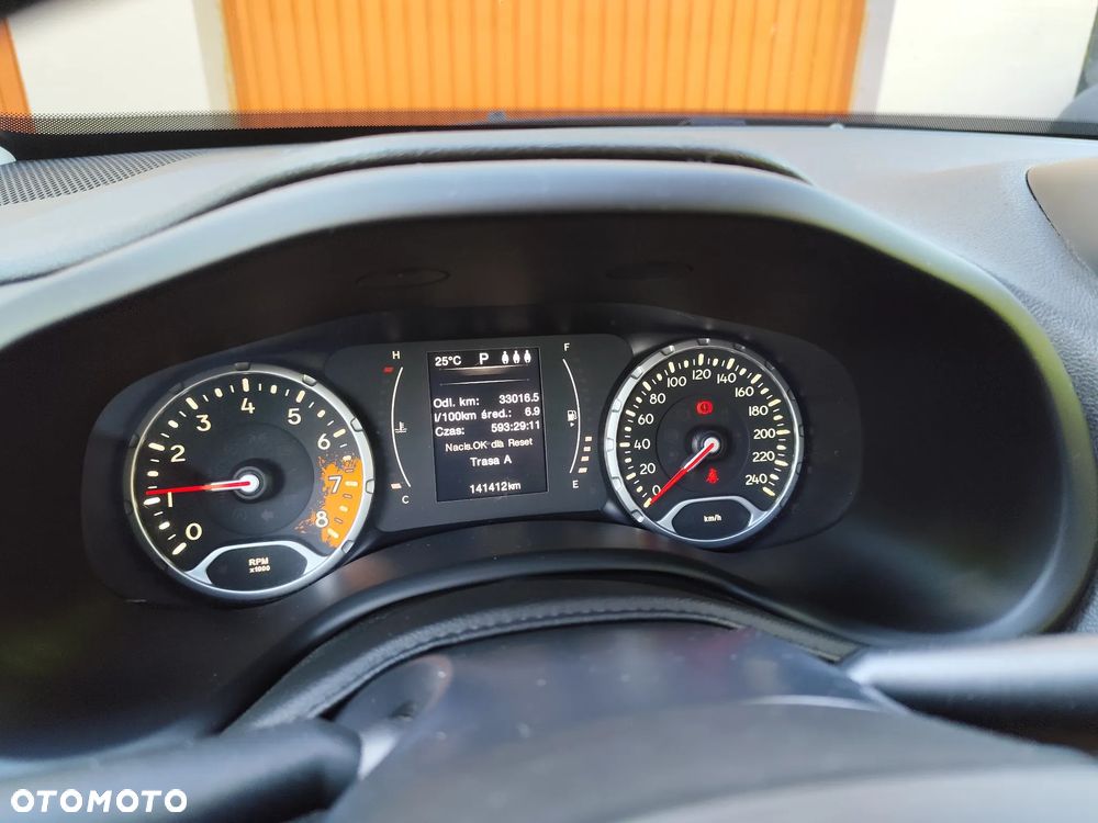 Jeep Renegade 1.4 MultiAir DSG Longitude - 9