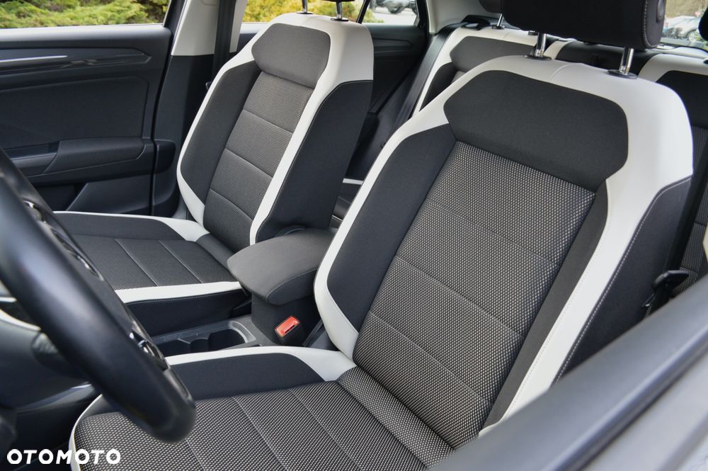 Volkswagen T-Roc 2.0 TDI SCR DSG Sport - 26