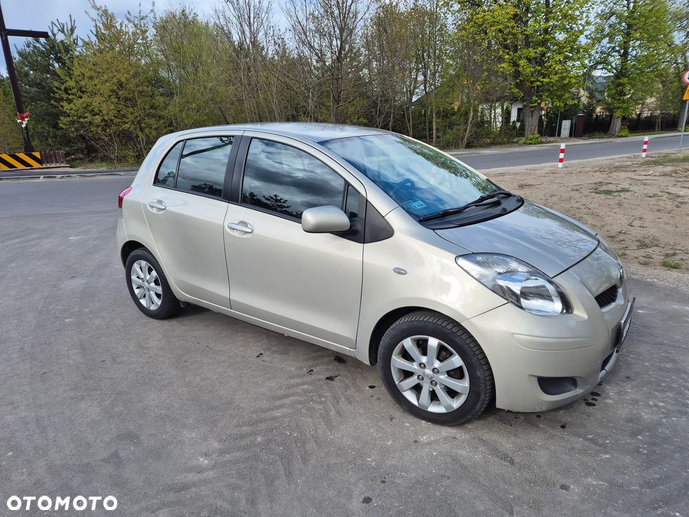 Toyota Yaris 1.33 Luna - 10
