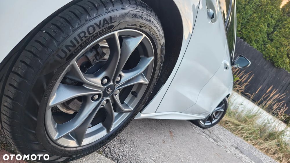 Ford Focus 1.0 EcoBoost STart-Stopp-System ST-LINE X - 22