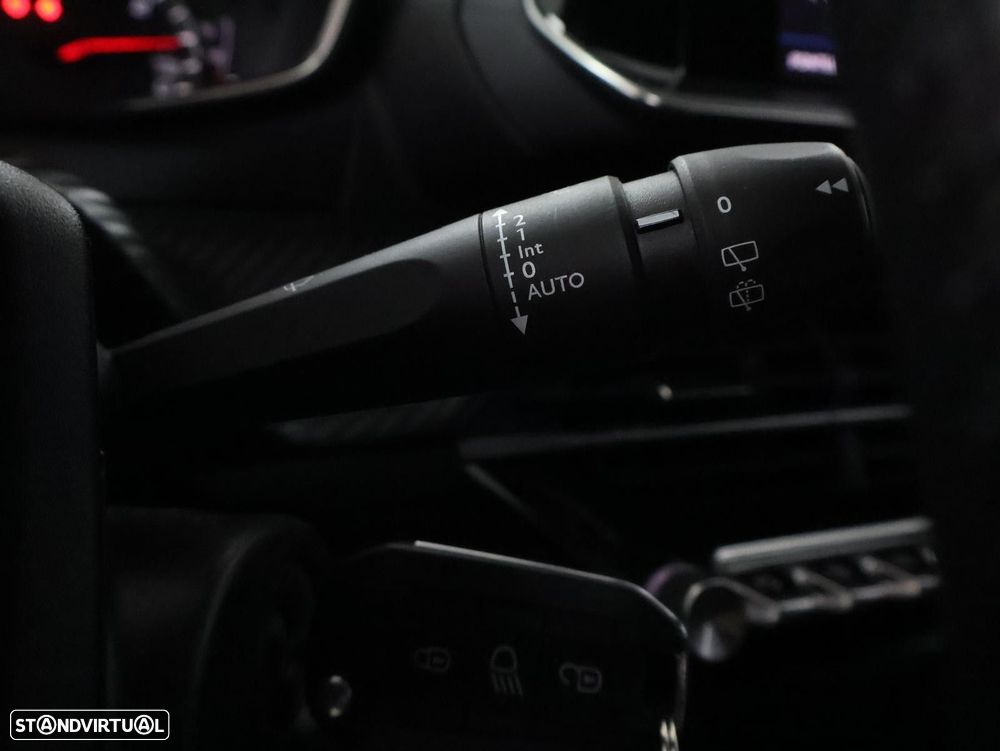 Peugeot 2008 1.2 PureTech Active Pack - 20