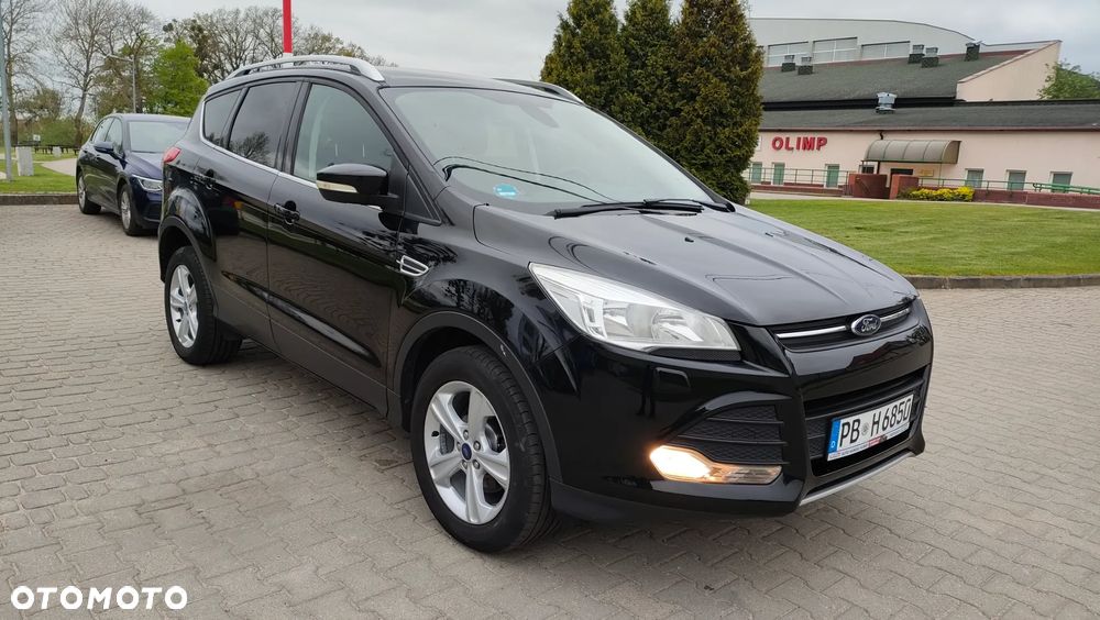 Ford Kuga 1.6 EcoBoost 2x4 Trend - 28