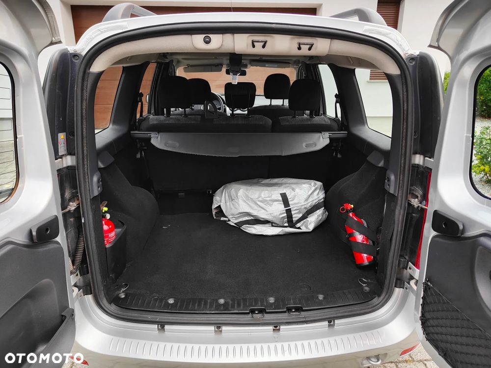 Dacia Logan 1.6 16V Laureate - 16