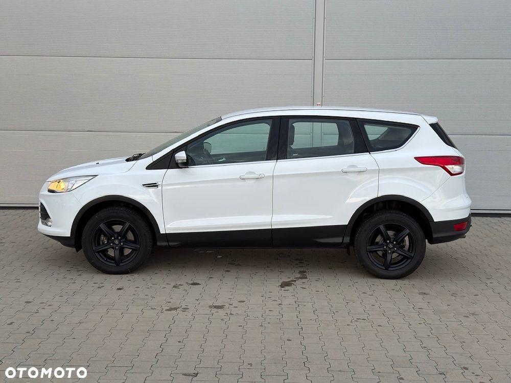 Ford Kuga 2.0 TDCi 2x4 Trend - 4