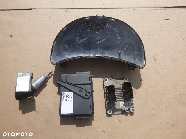 ZESTAW STARTOWY OPEL CORSA C 1.0 BOSCH 0261206072 - 2