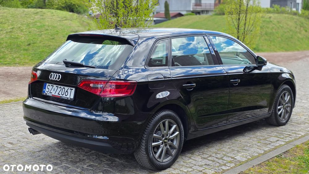 Audi A3 Sportback - 8