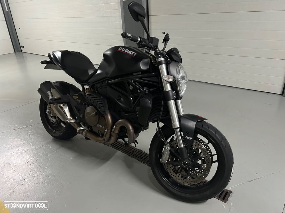 Ducati Monster - 3