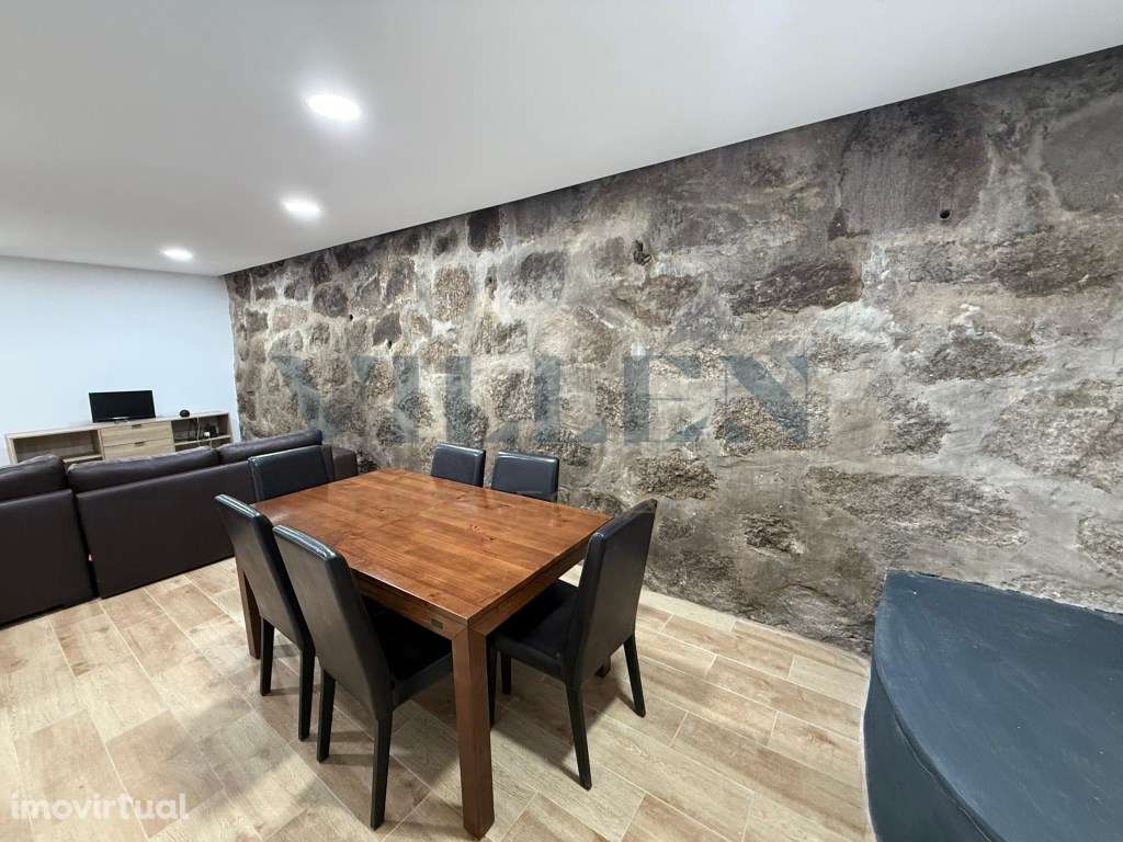 Moradia com 3.000m² de Terreno a 500m da A3 - Espaço, Conforto e Lo... - Grande imagem: 2/40