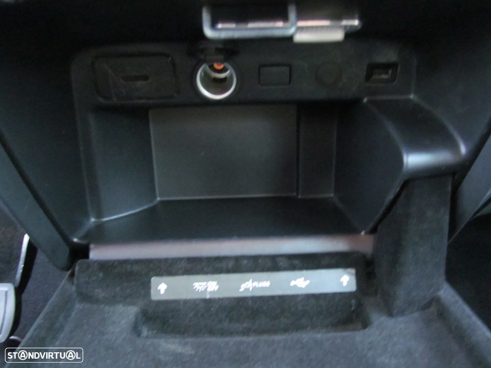 Citroën C4 Spacetourer PureTech 130 Stop&Start EAT8 SELECTION - 19