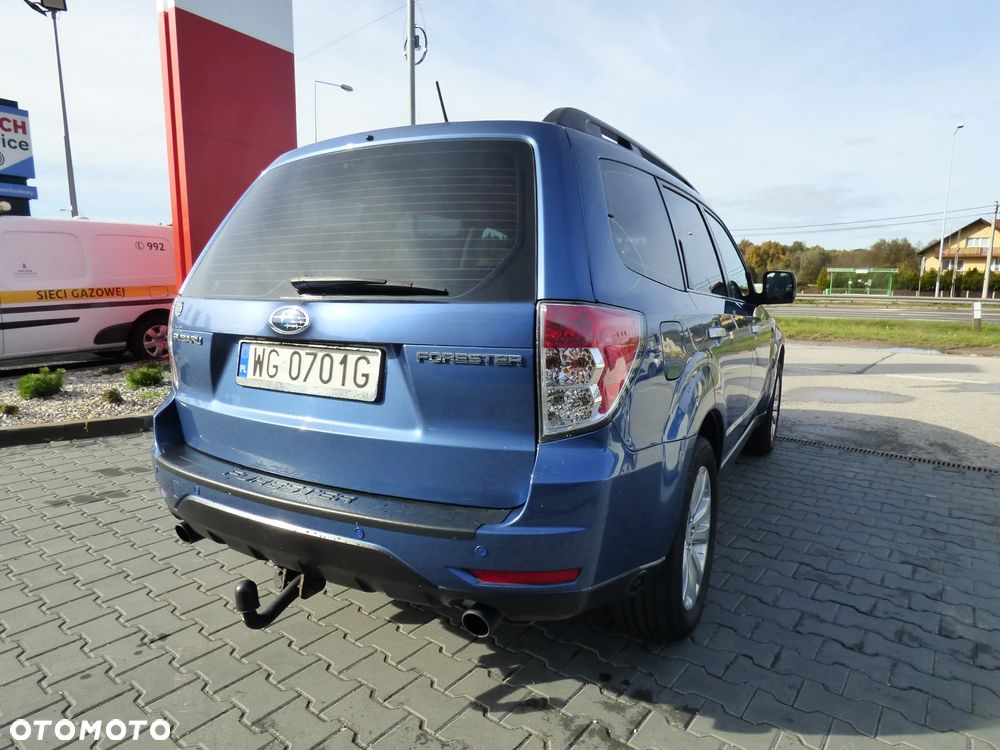 Subaru Forester 2.0 XE NAV - 11
