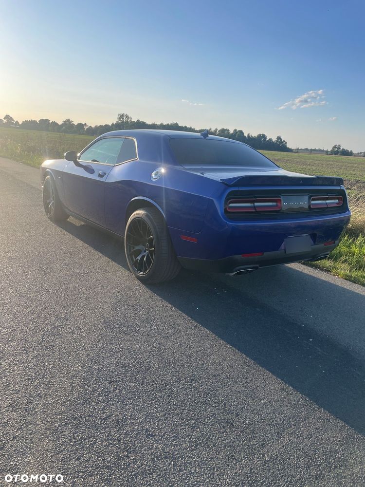 Dodge Challenger 5.7 R/T - 5