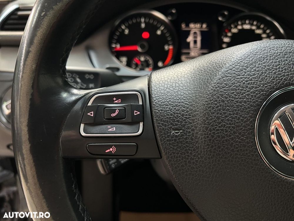 Volkswagen Passat CC 2.0 TDI BMT DSG - 25