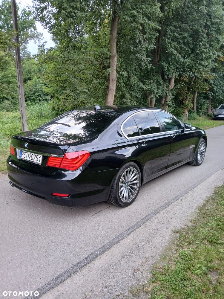 BMW Seria 7 730d Blue Performance - 4