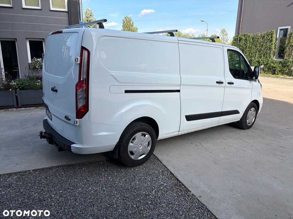 Ford Transit Custom 320 L2H1 Ambiente (bryg.) - 12