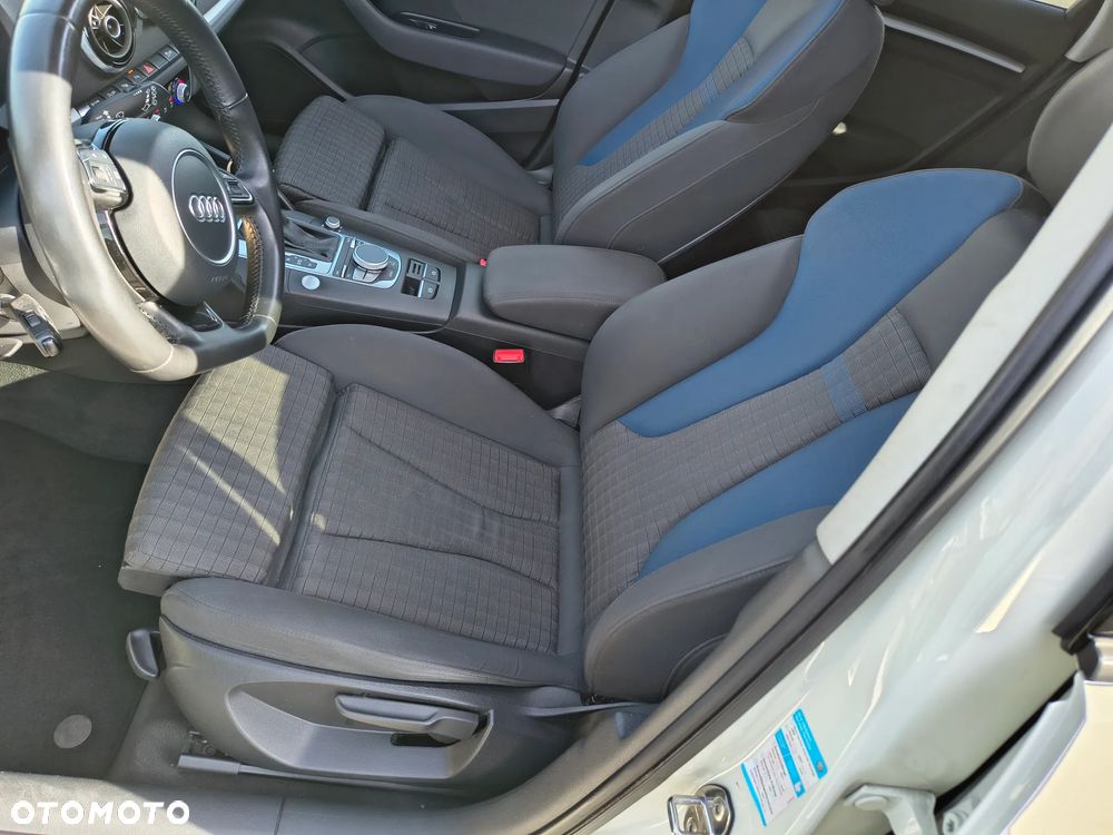 Audi A3 Sportback 1.8 TFSI Attraction S tronic - 21