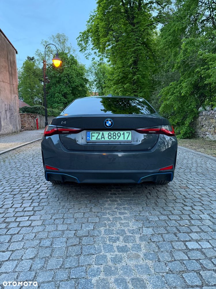 BMW i4 70.3kWh eDrive 35 - 21