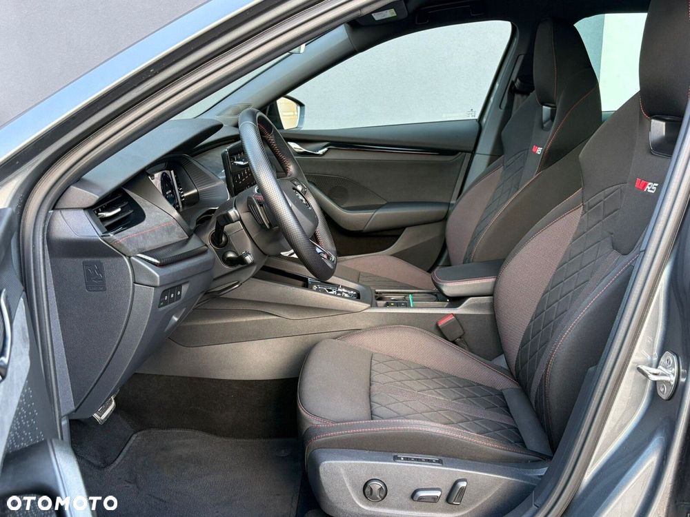 Skoda Octavia 2.0 TSI RS DSG - 11