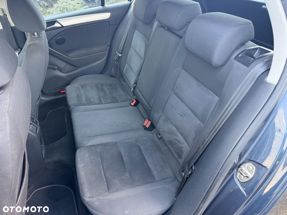 Volkswagen Golf - 19