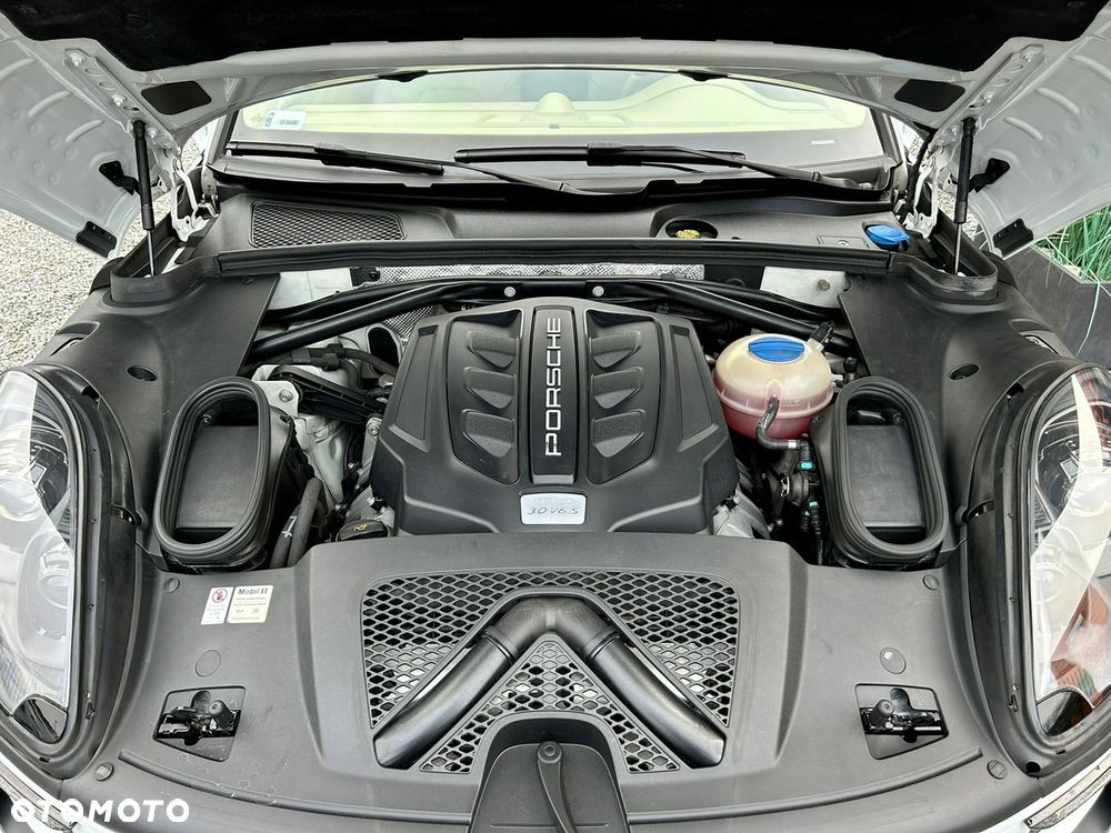 Porsche Macan S - 14