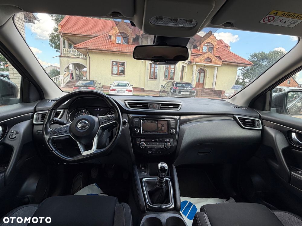 Nissan Qashqai 1.3 DIG-T Tekna - 10