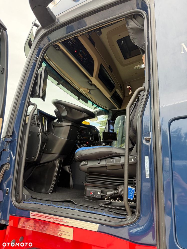 Mercedes-Benz Actros 1845 - 8