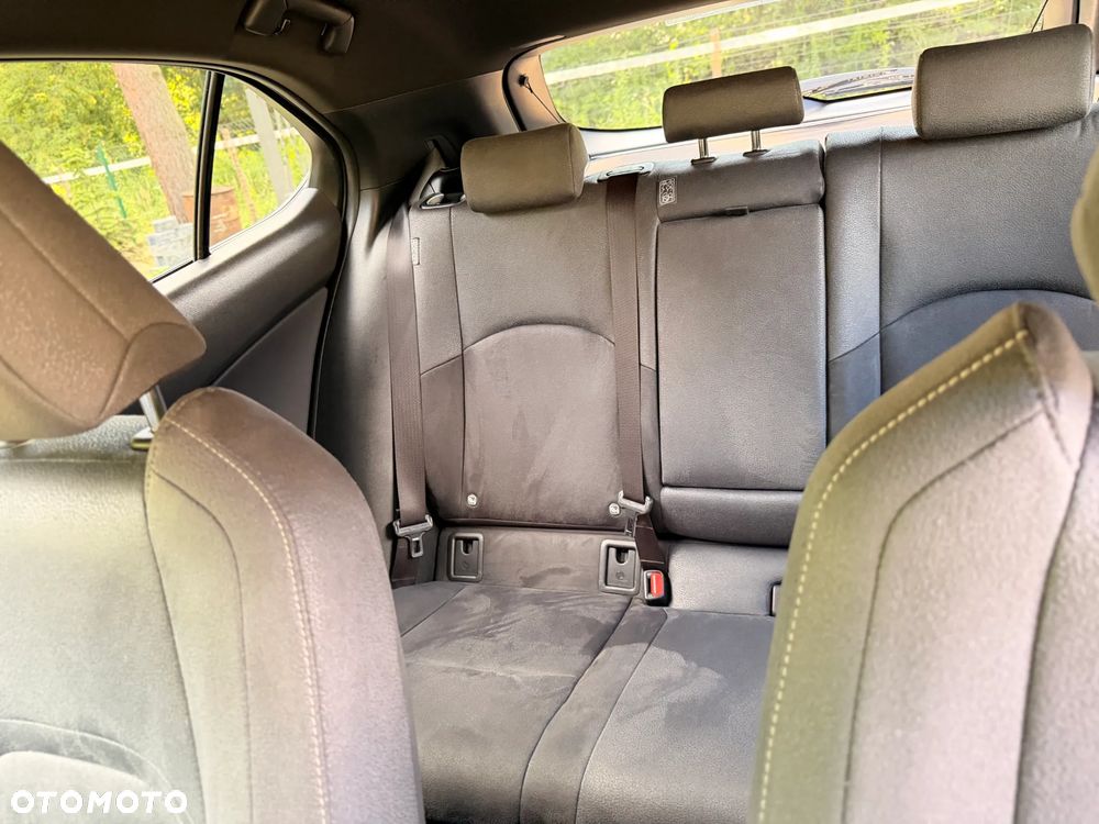 Lexus UX 250h GPF Business 2WD - 26