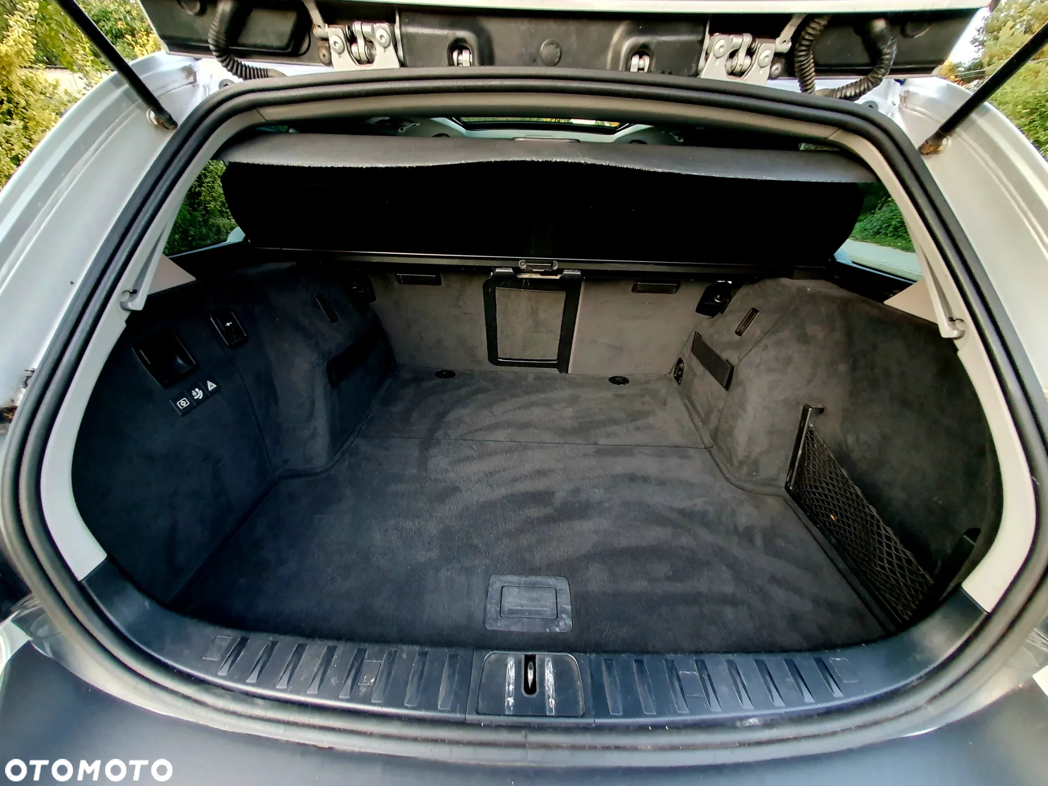 BMW Seria 3 318i - 36