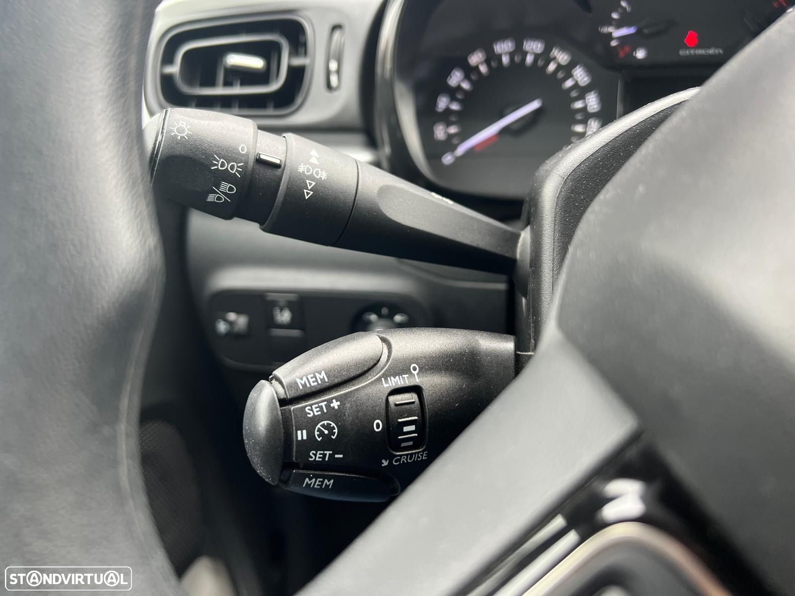 Citroën C3 1.2 PureTech Feel - 25