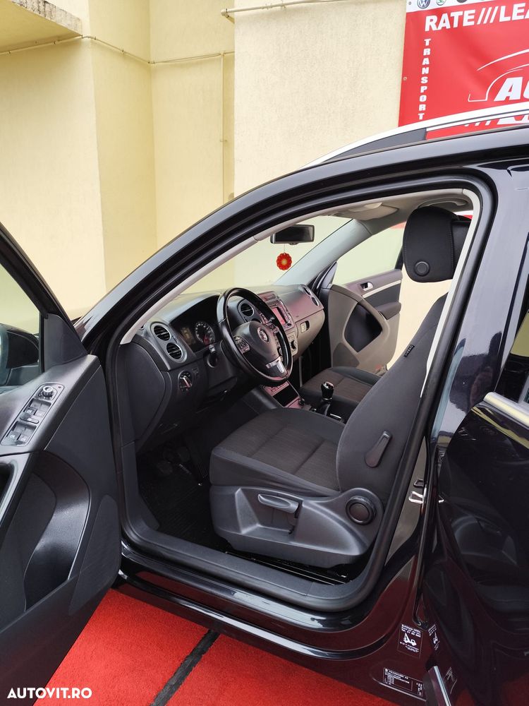 Volkswagen Tiguan - 5
