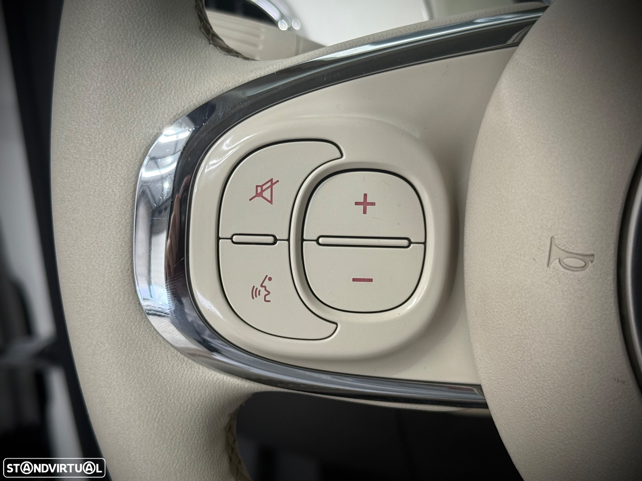 Fiat 500C 1.0 Hybrid Lounge - 17