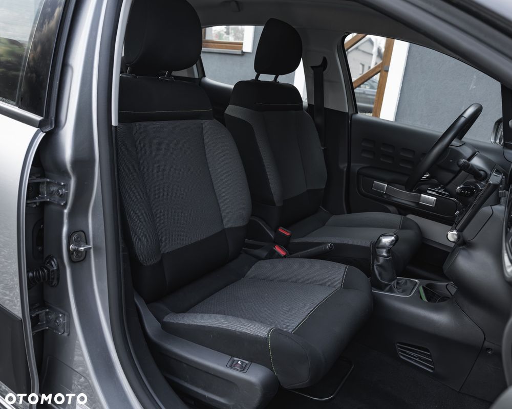 Citroën C3 HDi BlueHDi 100 Exclusive - 24