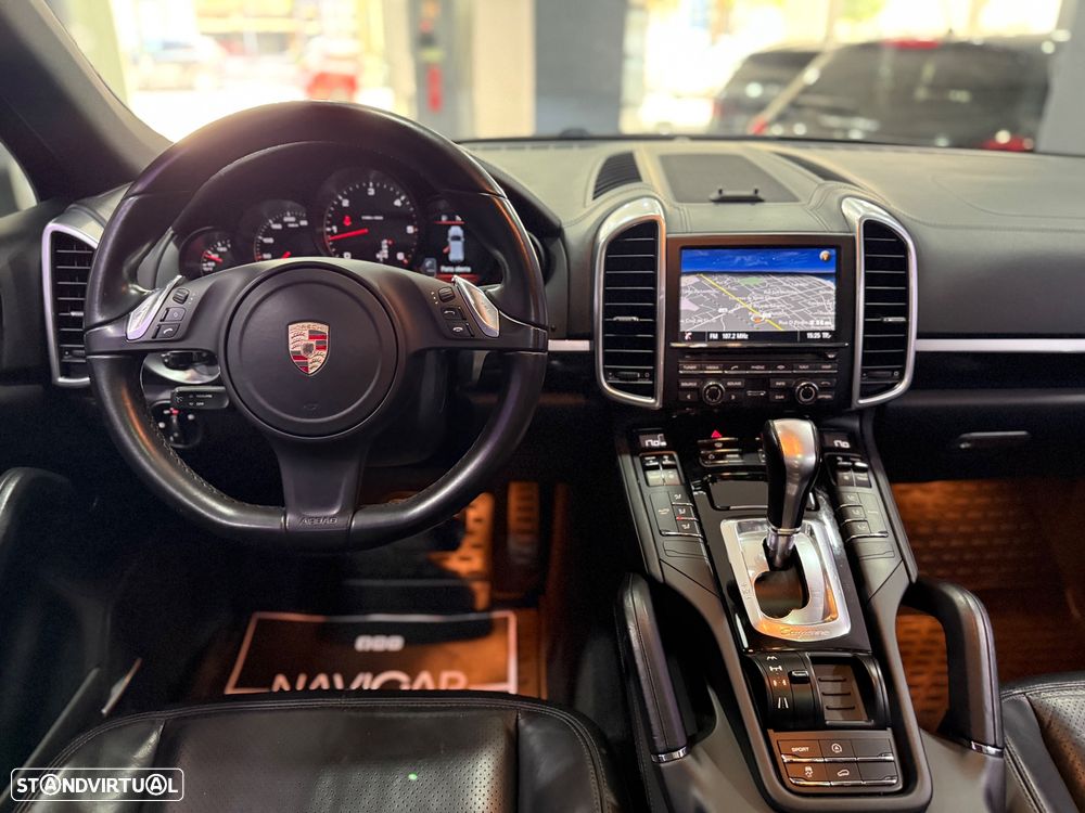 Porsche Cayenne Diesel Tiptronic S - 15