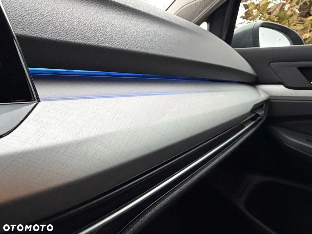 Volkswagen Golf VIII 2.0 TDI Life DSG - 17