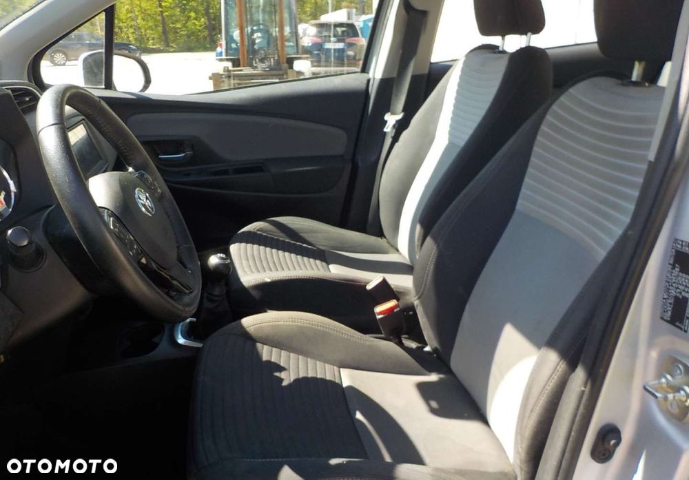 Toyota Yaris - 19