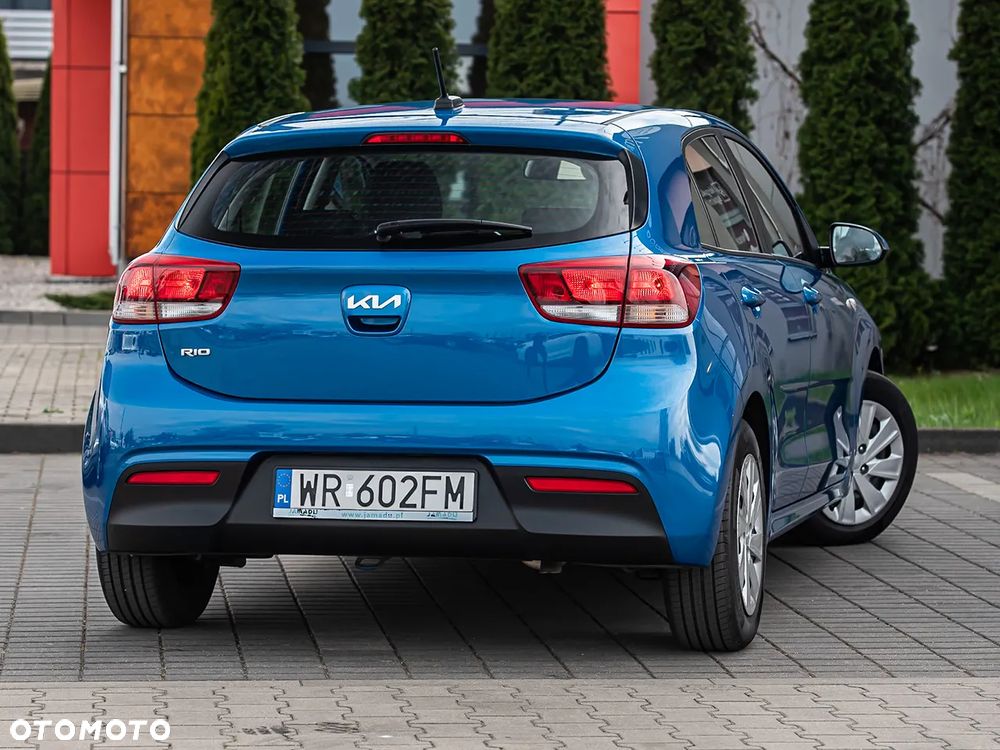 Kia Rio - 13