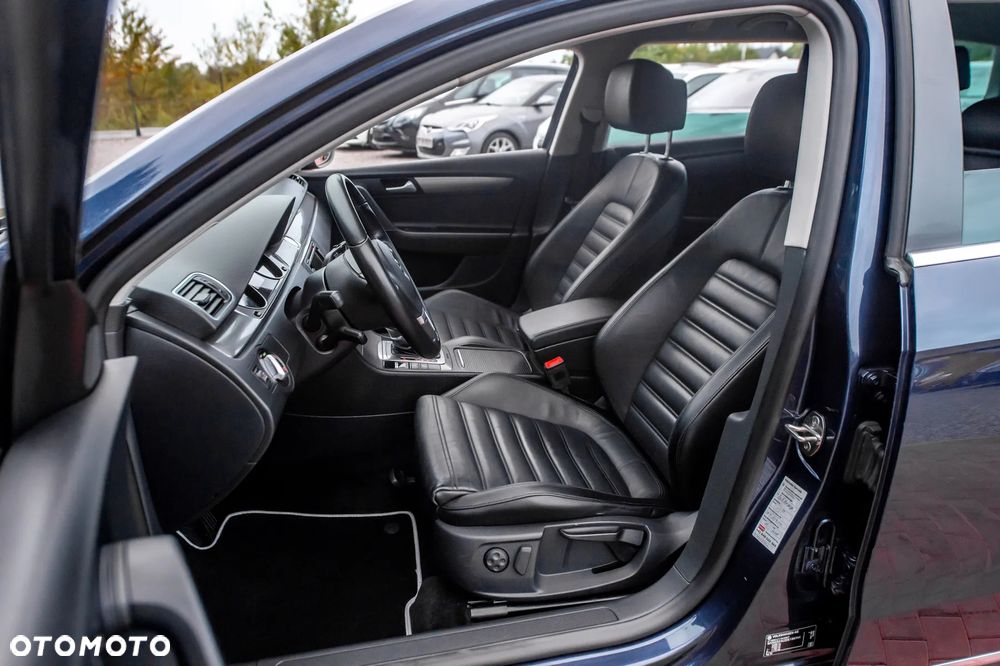 Volkswagen Passat Variant 2.0 TDI 4Motion DSG BlueMotion Tech Highline - 17